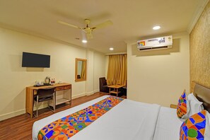 Premium Room | Egyptian cotton sheets, premium bedding, in-room safe, free WiFi - Fabhotel Br Classic (Hyderabad)