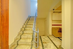 Lobby - Fabhotel Br Classic (Hyderabad)