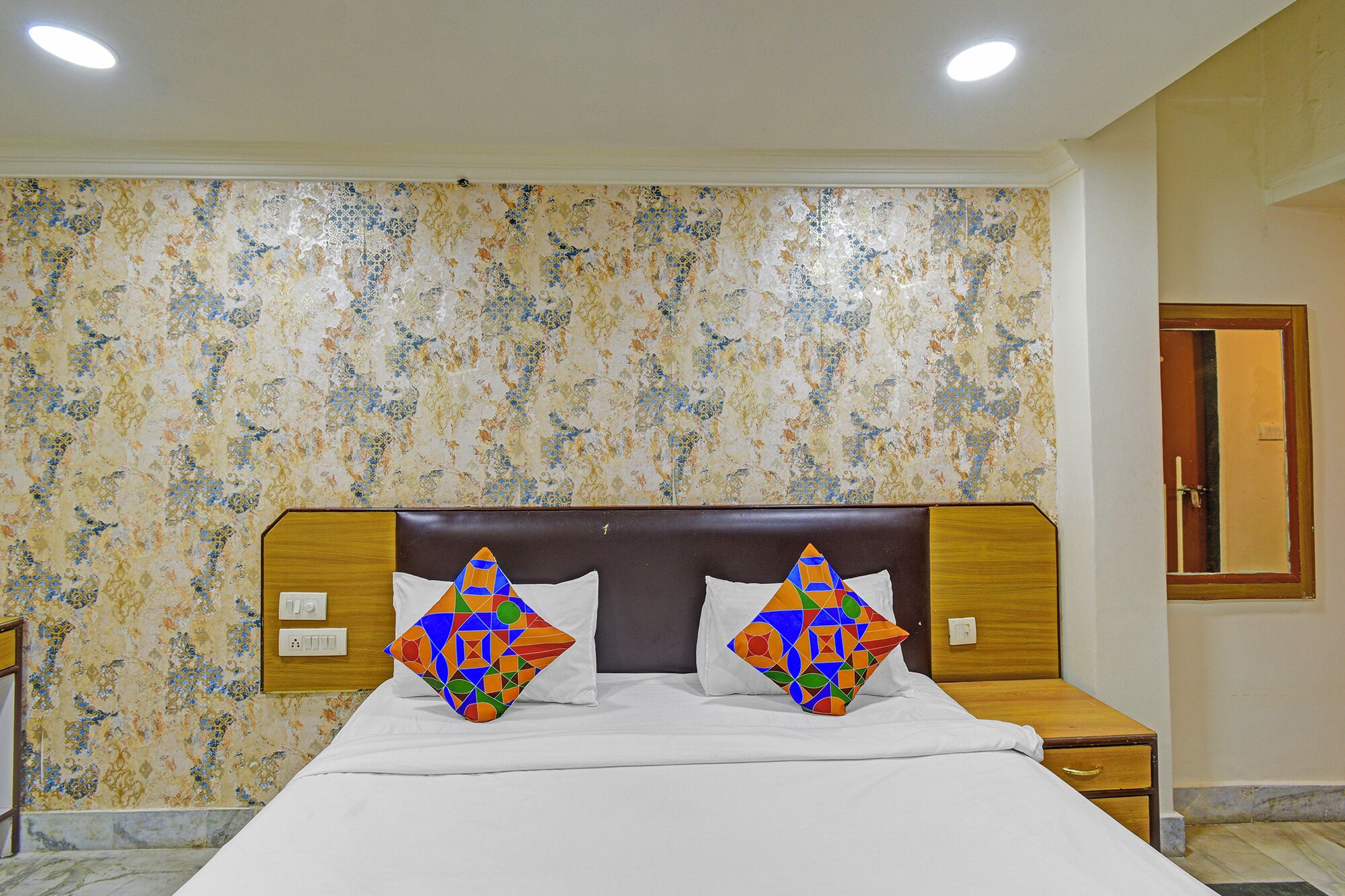 Deluxe Room | Egyptian cotton sheets, premium bedding, in-room safe, free WiFi