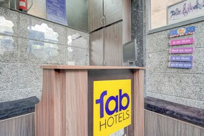 Reception - Fabhotel Rush Residency (Noida)
