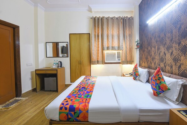 Deluxe Room | Egyptian cotton sheets, premium bedding, in-room safe, free WiFi