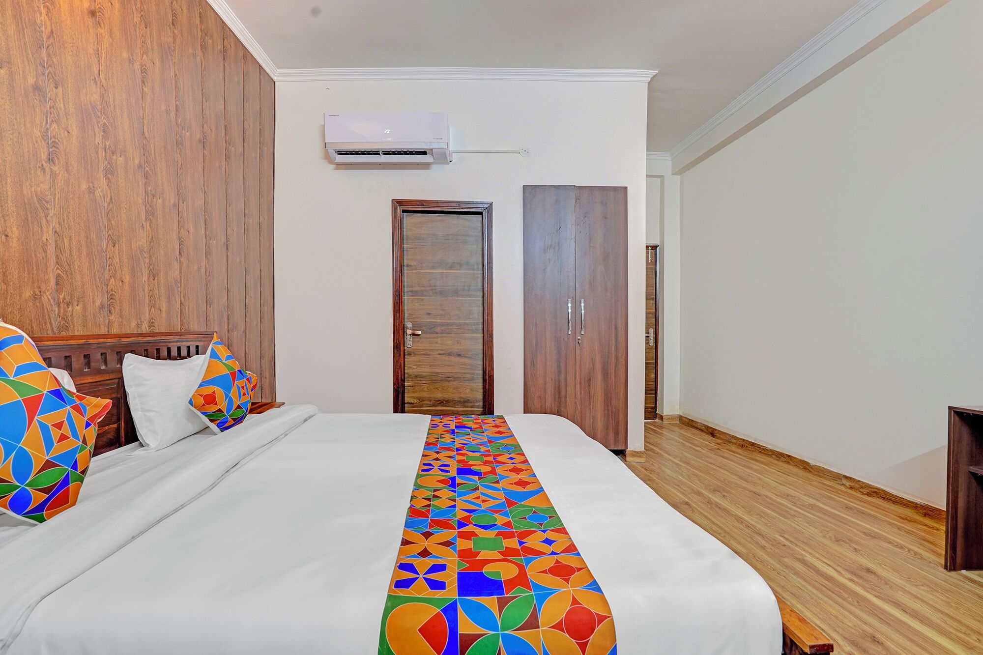 Premium Room | Egyptian cotton sheets, premium bedding, in-room safe, free WiFi