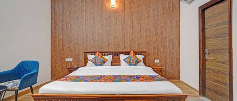 Premium Room | Egyptian cotton sheets, premium bedding, in-room safe, free WiFi