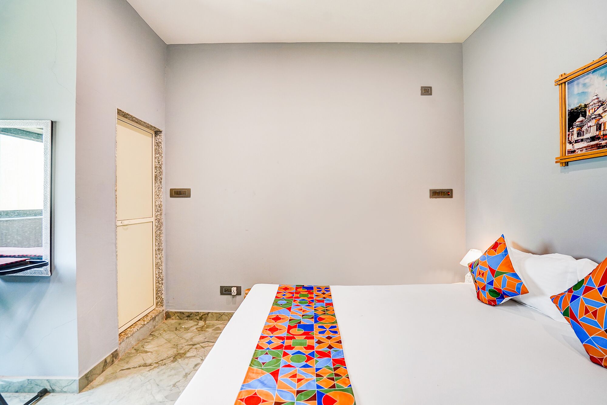 Egyptian cotton sheets, premium bedding, in-room safe, free WiFi