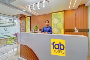 Reception - Fabhotel Relax Inn (Shirur)