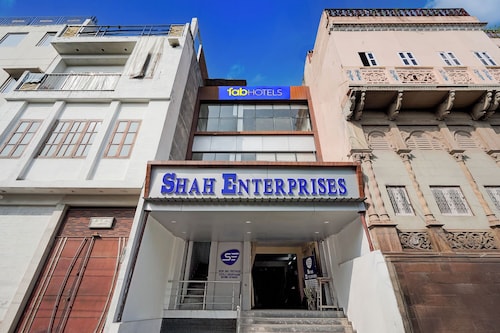 Fabhotel Shivkashi Inn