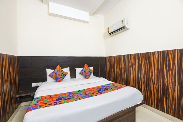 华丽客房 | 埃及棉床单、高档床上用品、客房内保险箱、免费 WiFi