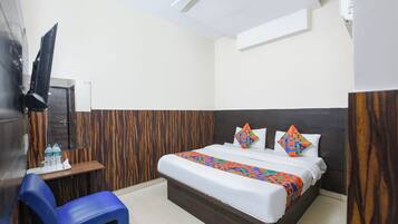 Deluxe Room | Egyptian cotton sheets, premium bedding, in-room safe, free WiFi