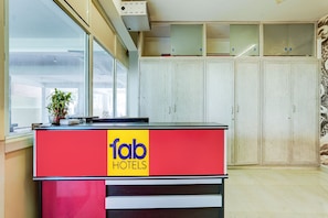 Reception - Fabhotel Ak Elite Luxury Homestay (Tirupati)