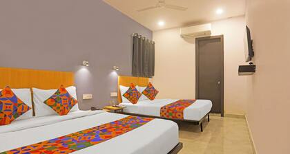 Fabhotel Vivek Inn