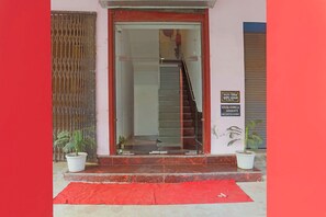 Entrada de la propiedad