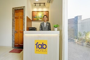 Reception - Fabhotel Galaxy Greno Celebration (Greater Noida)