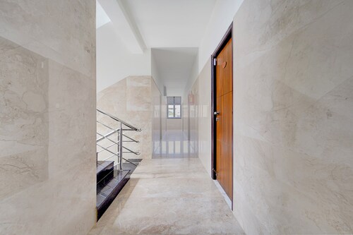 Fabhotel Kayal Plaza