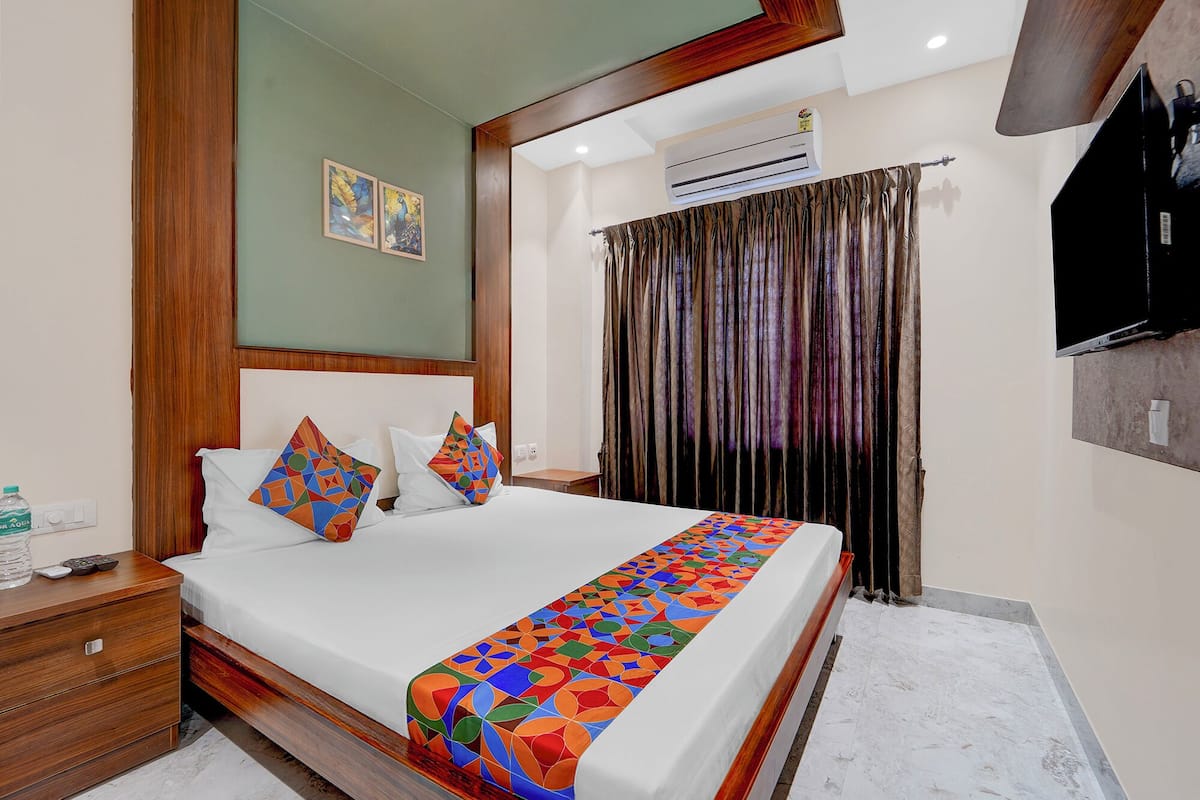 Deluxe Room | Egyptian cotton sheets, premium bedding, in-room safe, free WiFi