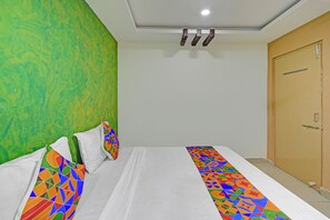 Deluxe Room - Fabhotel Ayaansh Himayatnagar (Hyderabad)