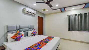 Premium-Zimmer | Bettwäsche aus ägyptischer Baumwolle, hochwertige Bettwaren, Zimmersafe