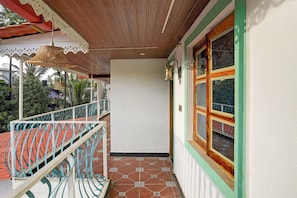 Lobby - FabHotel Golden Nest Deluxe Resort - Nr. Baga Beach (Calangute)