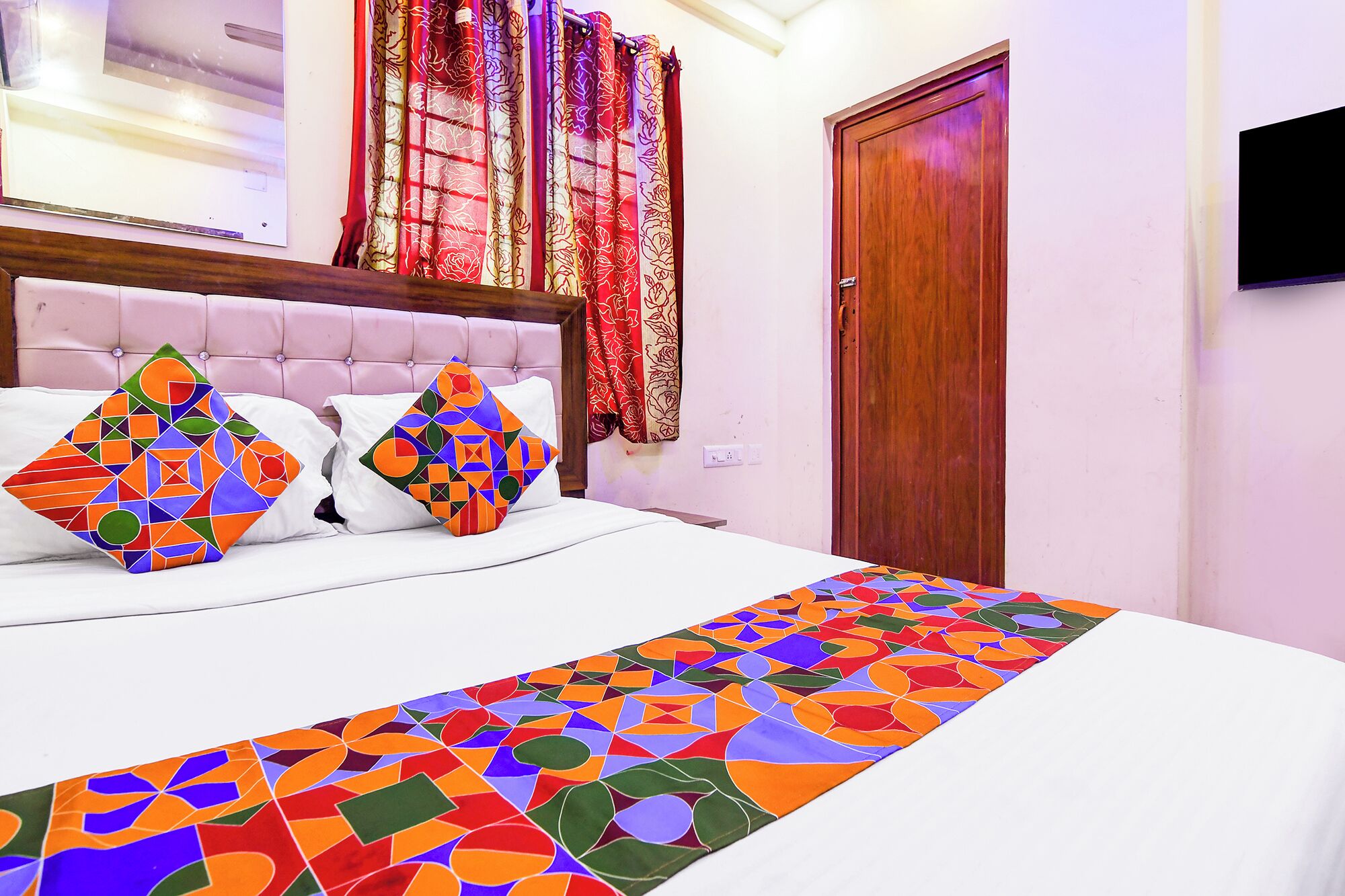 Deluxe Room | Egyptian cotton sheets, premium bedding, in-room safe, free WiFi
