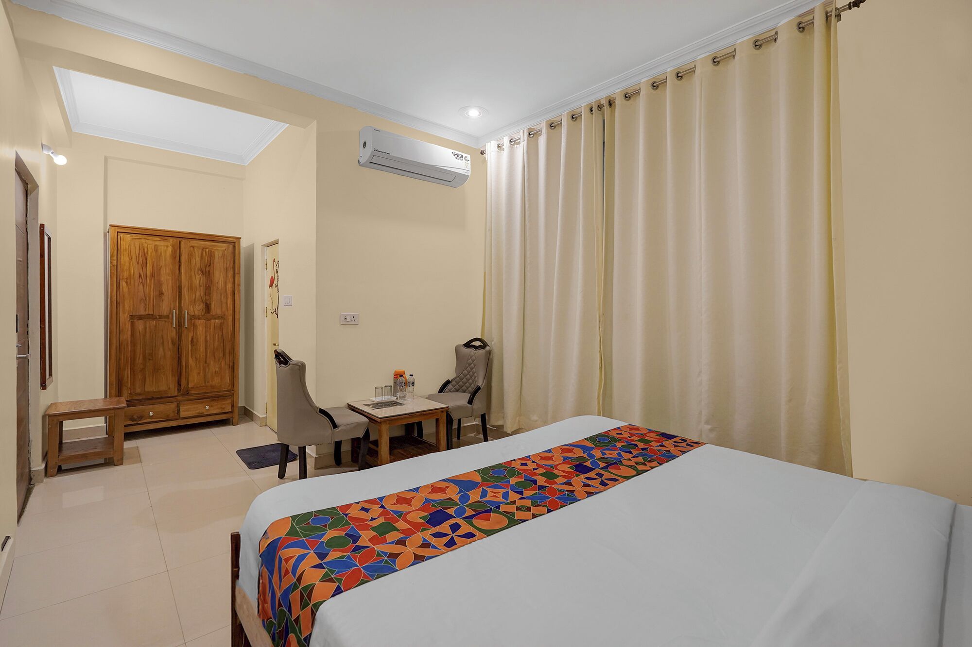 Deluxe Room | Egyptian cotton sheets, premium bedding, in-room safe, free WiFi