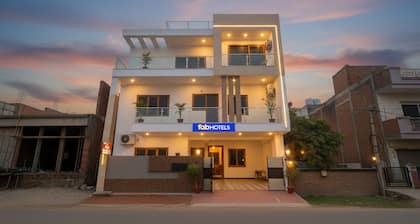 Fabhotel Anant Inn