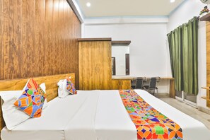 Egyptiske bomuldslagner, premium-sengetøj, pengeskab på værelset