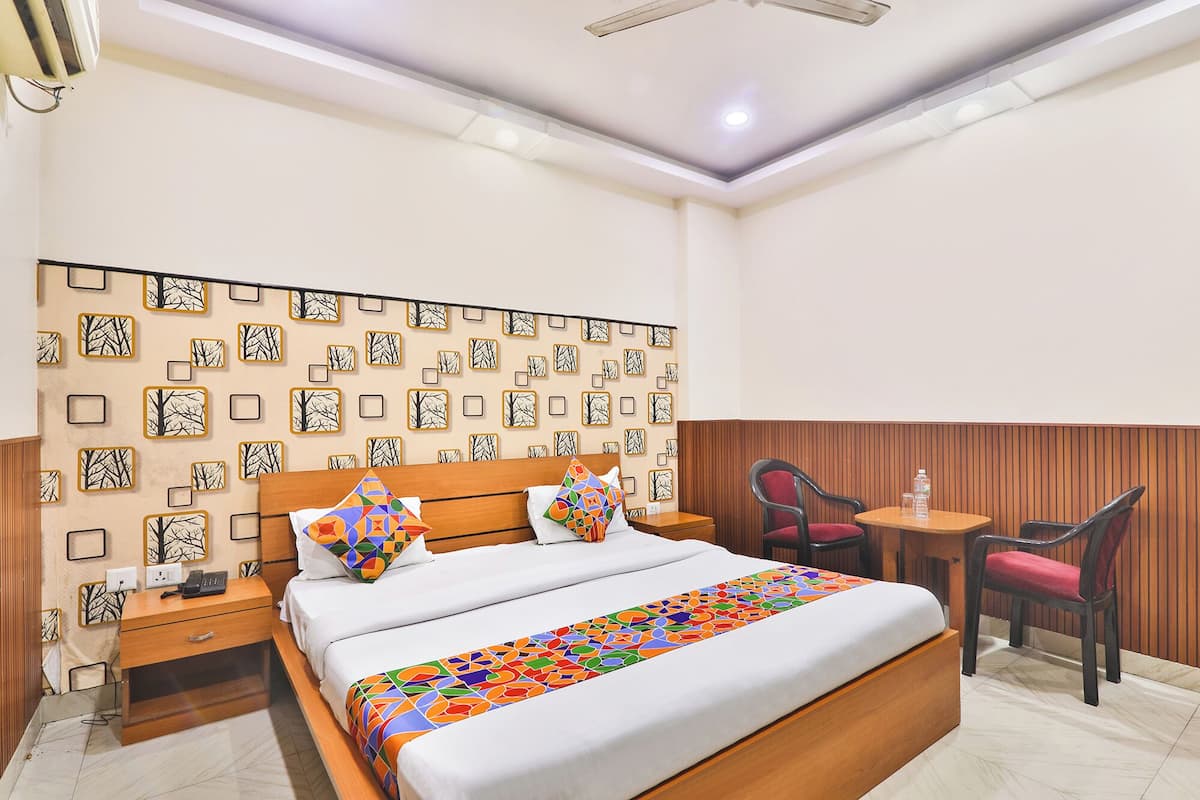 Deluxe Room | Egyptian cotton sheets, premium bedding, in-room safe, free WiFi