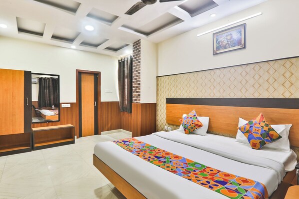 Executive Room | Egyptian cotton sheets, premium bedding, in-room safe, free WiFi