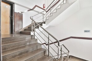 Lobby - Fabhotel Regal Inn Indira Nagar (Lucknow)