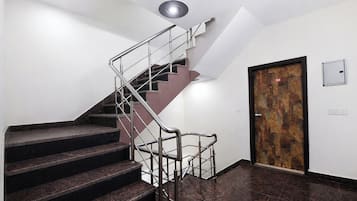 Egyptian cotton sheets, premium bedding, in-room safe, free WiFi