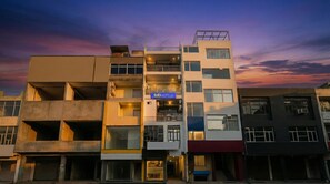 Front of property - FabHotel Cosy Rooms - Near Embassies, DU South Campus (New Delhi)