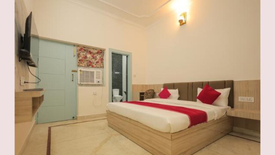 Fabhotel Filter Babu