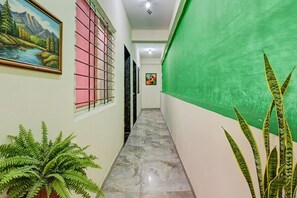 Lobby - Via Pink House (Pune)