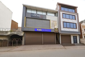Exterior - Fabhotel Lotus Inn (Faridabad)