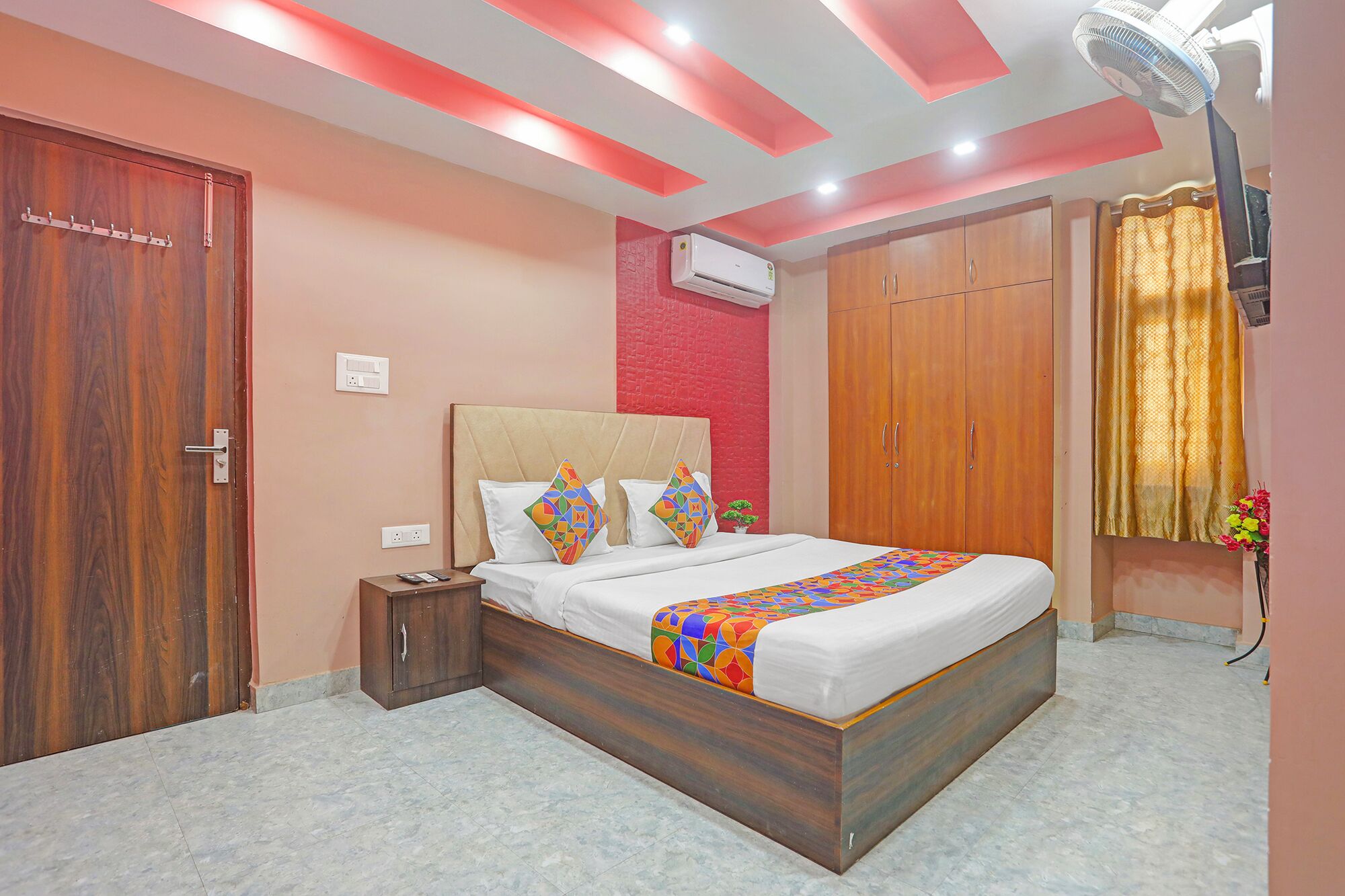 Deluxe Room | Egyptian cotton sheets, premium bedding, in-room safe, free WiFi