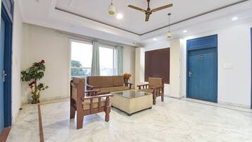 En 28-tommers LCD-TV med kabel-kanaler