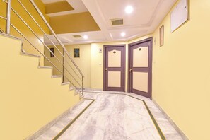 Lobby - Fabhotel Rajlaxmi Palace (Jaipur)