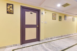 Lobby - Fabhotel Rajlaxmi Palace (Jaipur)