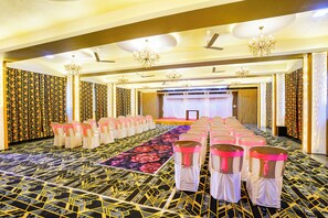 Phòng đ ại tiệc