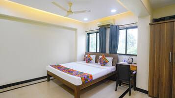 Sengetøy i egyptisk bomull, sengetøy av topp kvalitet og safe på rommet