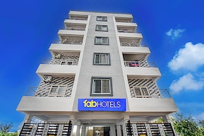 Exterior - Fabhotel Hide Inn (Hinjawadi)