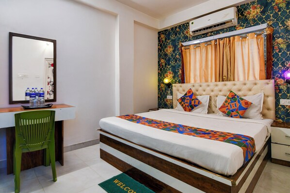 Egyptian cotton sheets, premium bedding, in-room safe, free WiFi - Fabhotel Royal Palace Ruby (Kolkata)