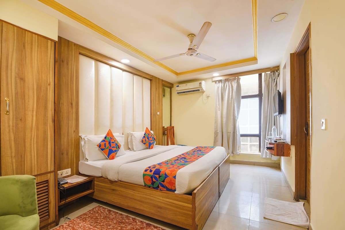 Deluxe Room | Egyptian cotton sheets, premium bedding, in-room safe, free WiFi