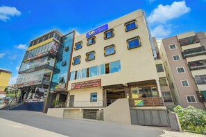 Exterior - Fabhotel Dream Comforts (Bangalore)