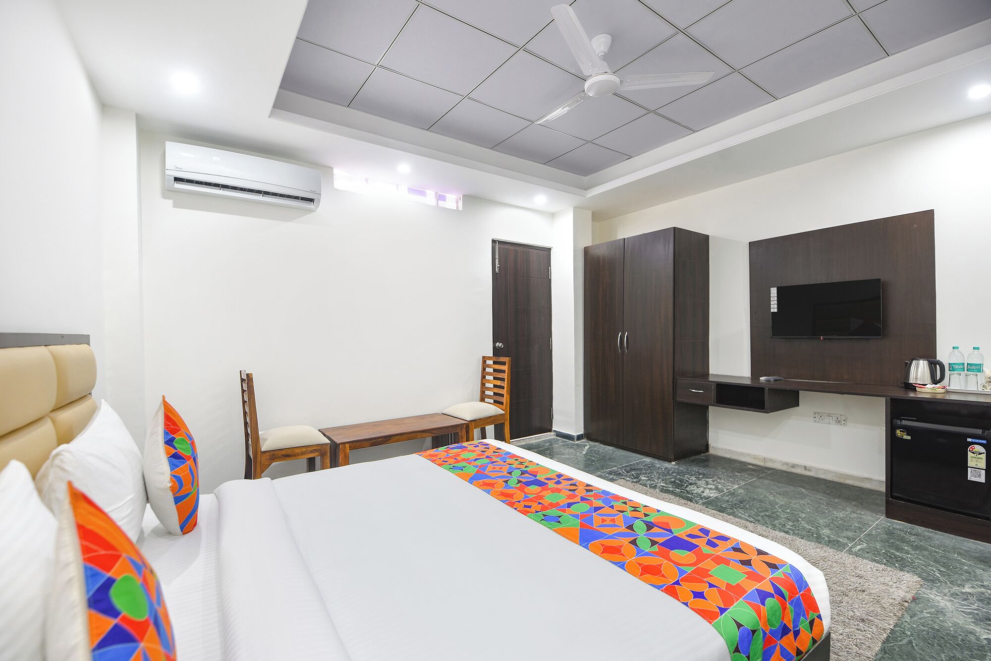 埃及棉床单、高档床上用品、客房内保险箱、免费 WiFi