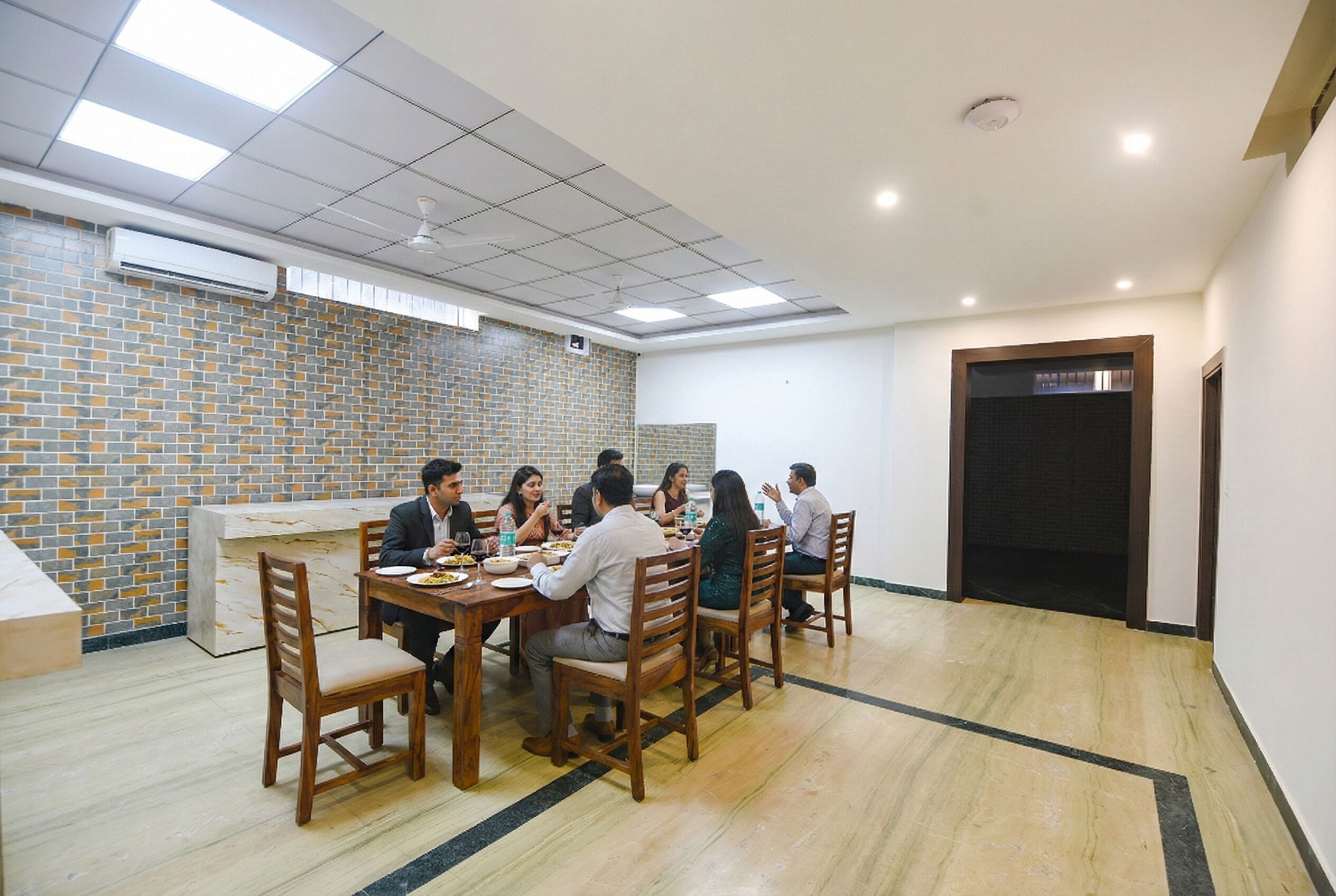 تناول الطعام