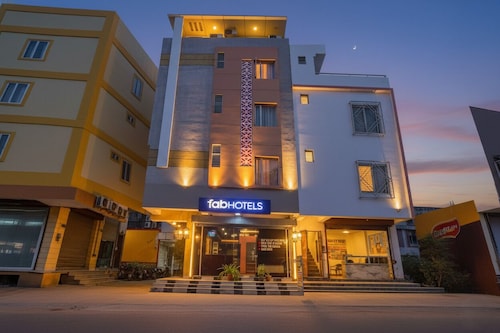 Fabhotel Shree Aurora
