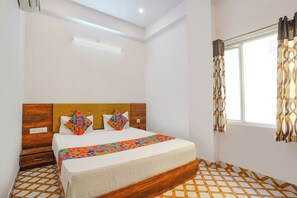 Rom – deluxe | Sengetøy i egyptisk bomull, sengetøy av topp kvalitet og safe på rommet