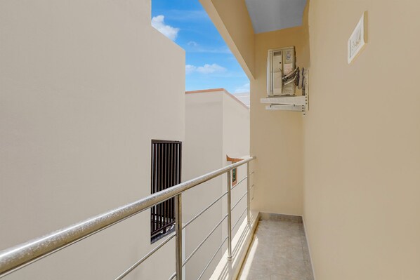 Balcony - Fabhotel Sejour Royal (Chennai)