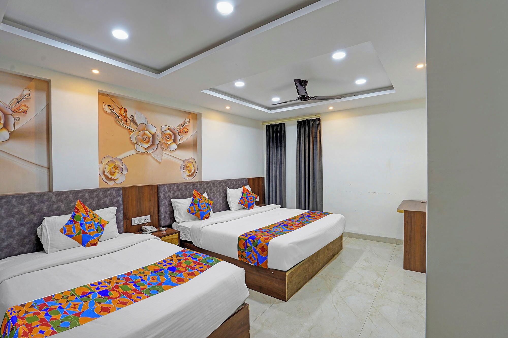 Luxury Room | Egyptian cotton sheets, premium bedding, in-room safe, free WiFi