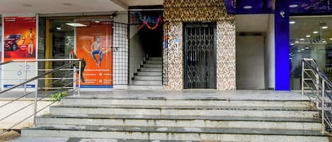 Overnatningsstedets indgangsparti